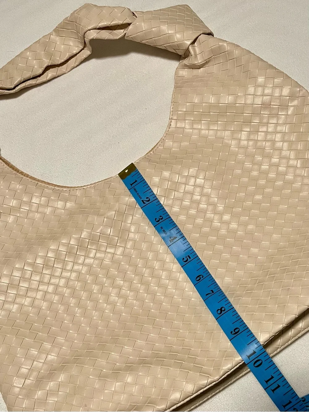 Ulta Beauty Woven Shoulder Hobo Bag Purse Faux Leather CREAM OFF WHITE Knotted